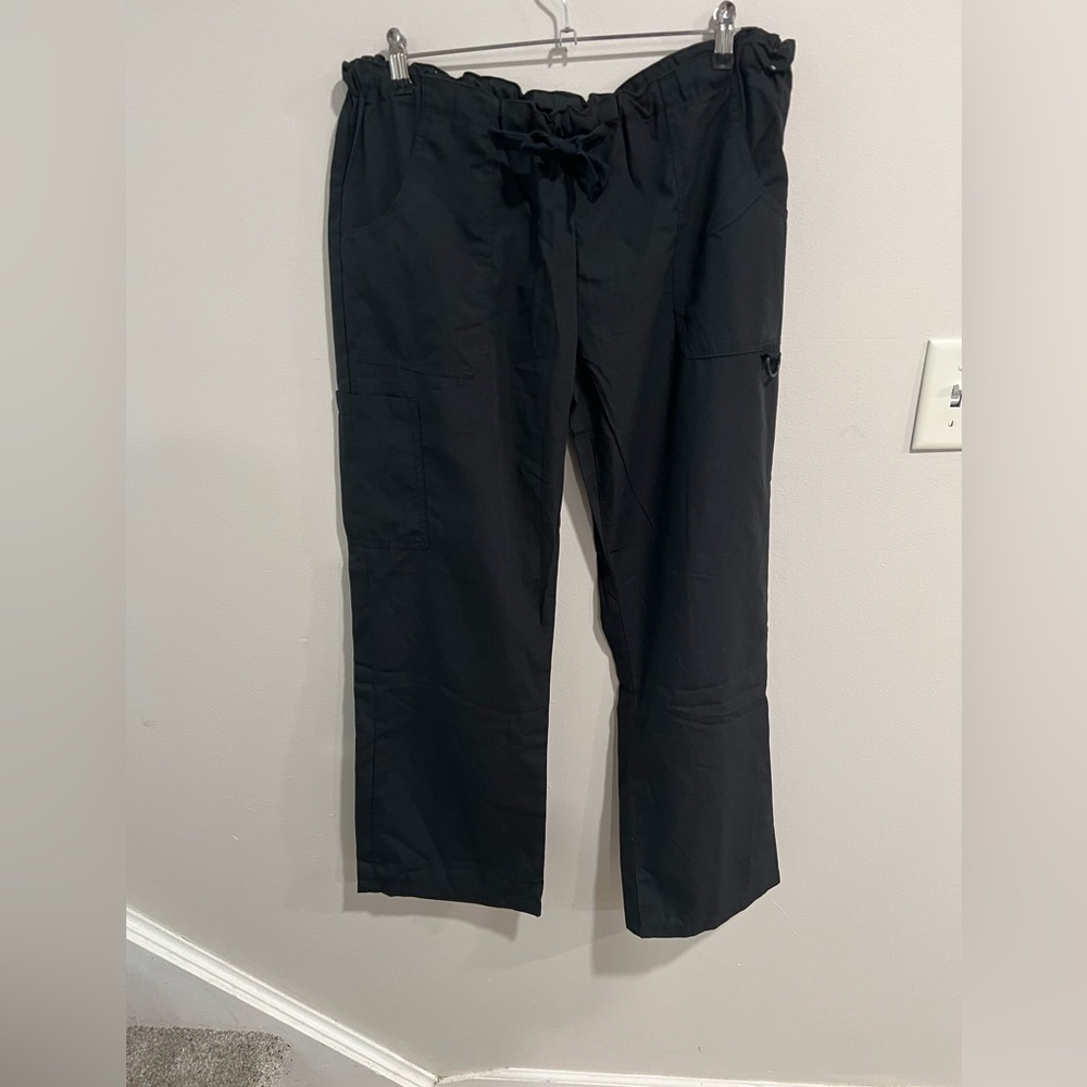 Dream Crest Scrubs Pants